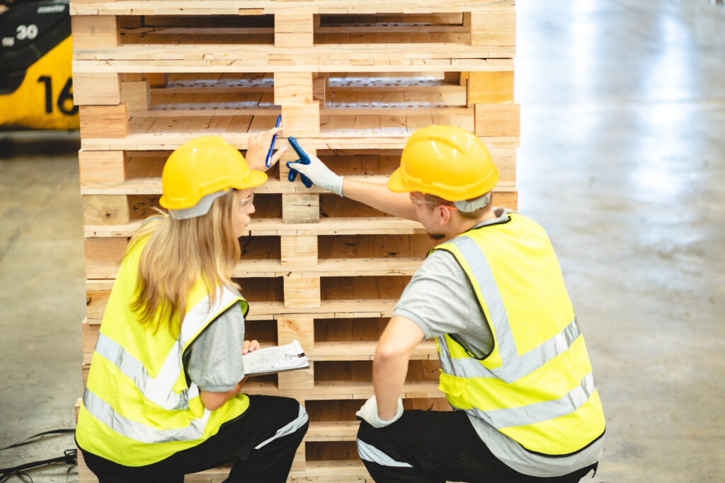 new vs recycled pallets