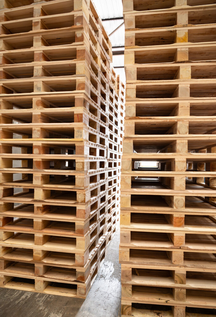 bulk pallet manufacturer